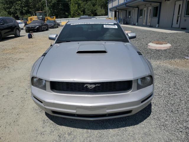 Photo 4 VIN: 1ZVFT80N955254972 - FORD MUSTANG 