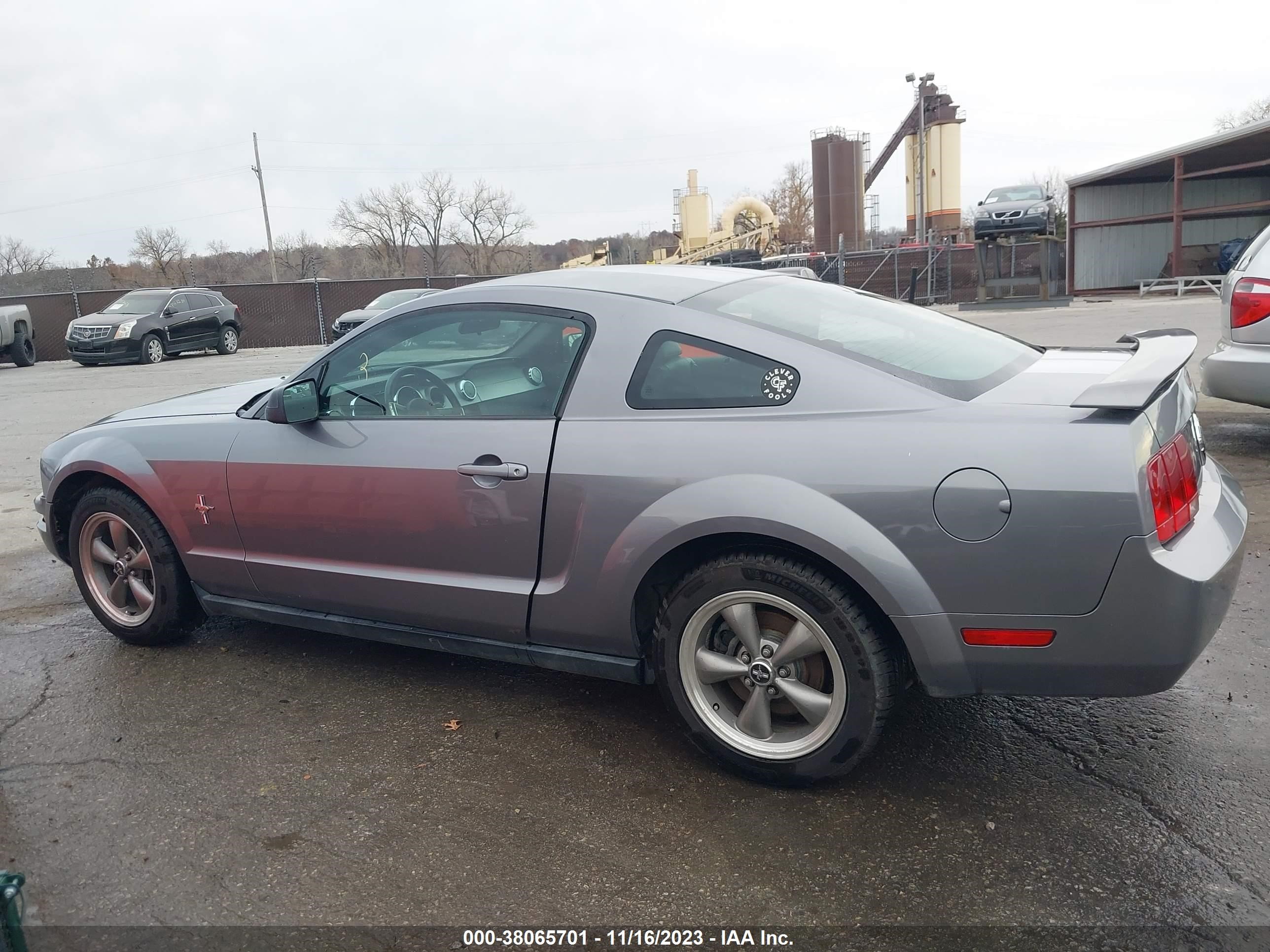 Photo 13 VIN: 1ZVFT80N965187078 - FORD MUSTANG 