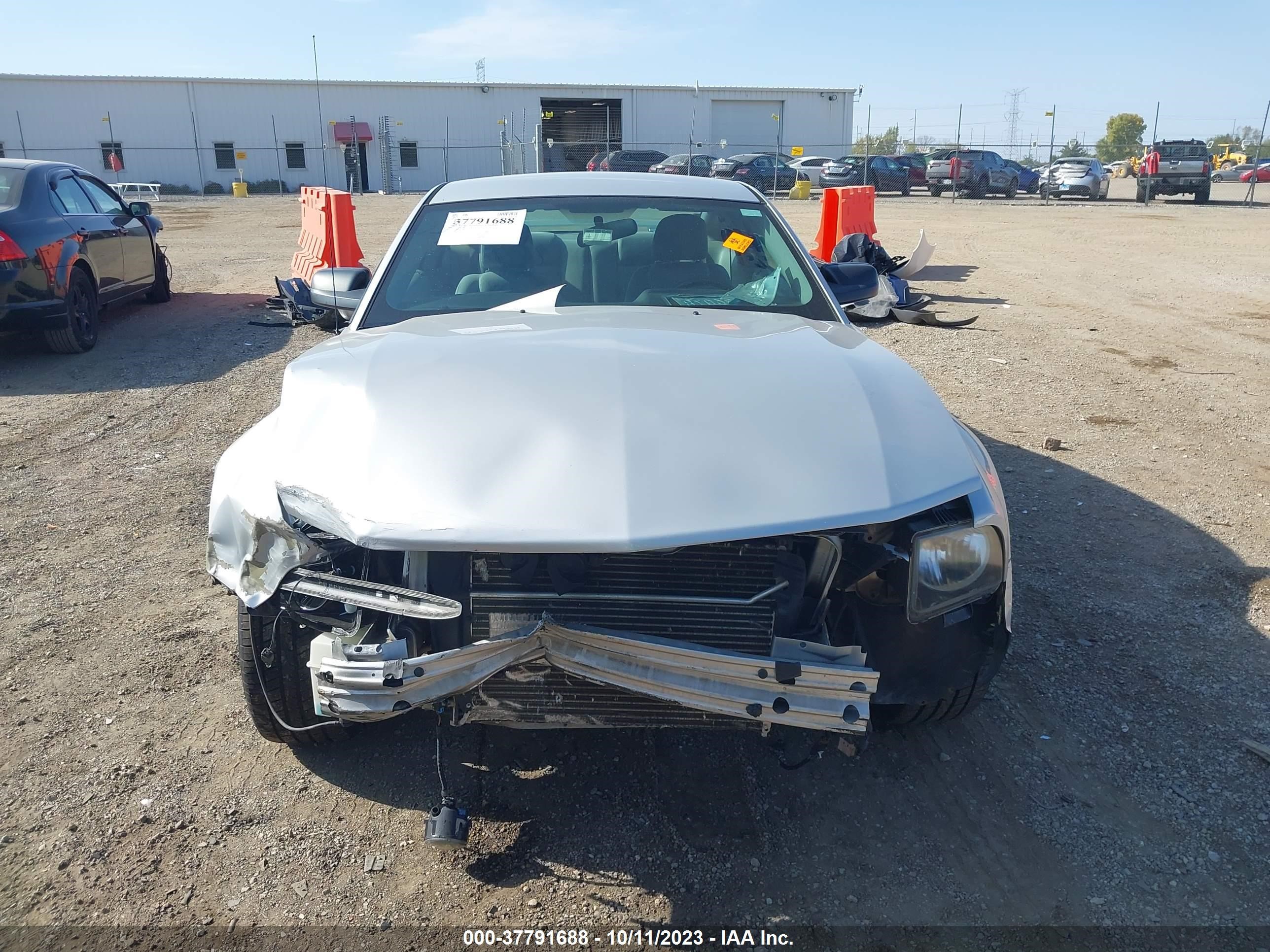 Photo 5 VIN: 1ZVFT80N965264239 - FORD MUSTANG 