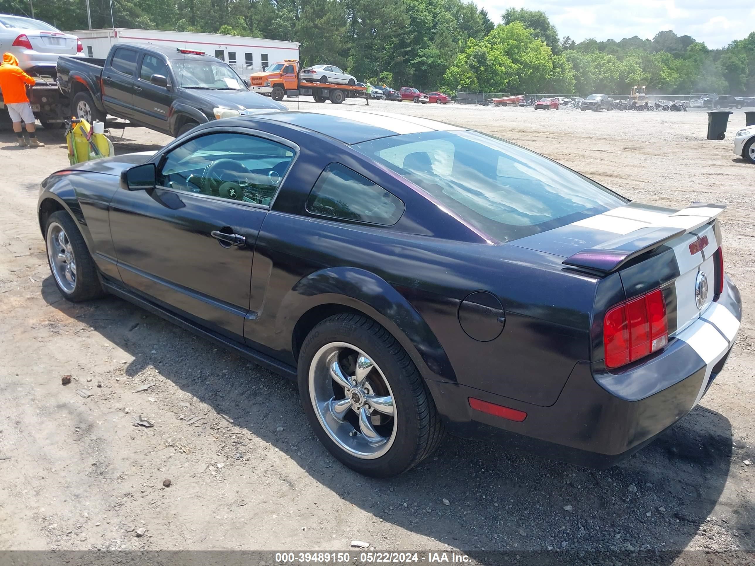 Photo 2 VIN: 1ZVFT80NX55157943 - FORD MUSTANG 