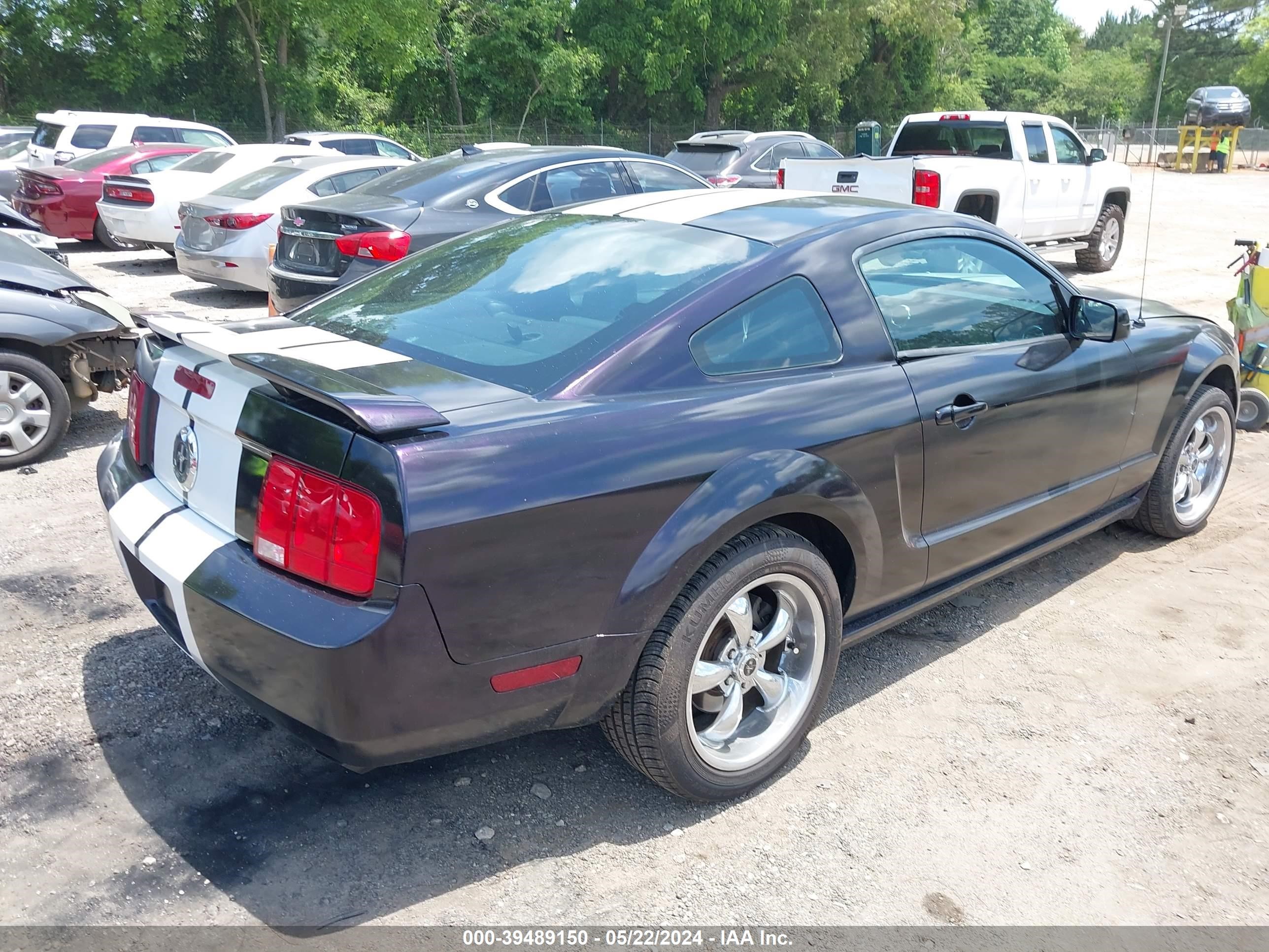 Photo 3 VIN: 1ZVFT80NX55157943 - FORD MUSTANG 