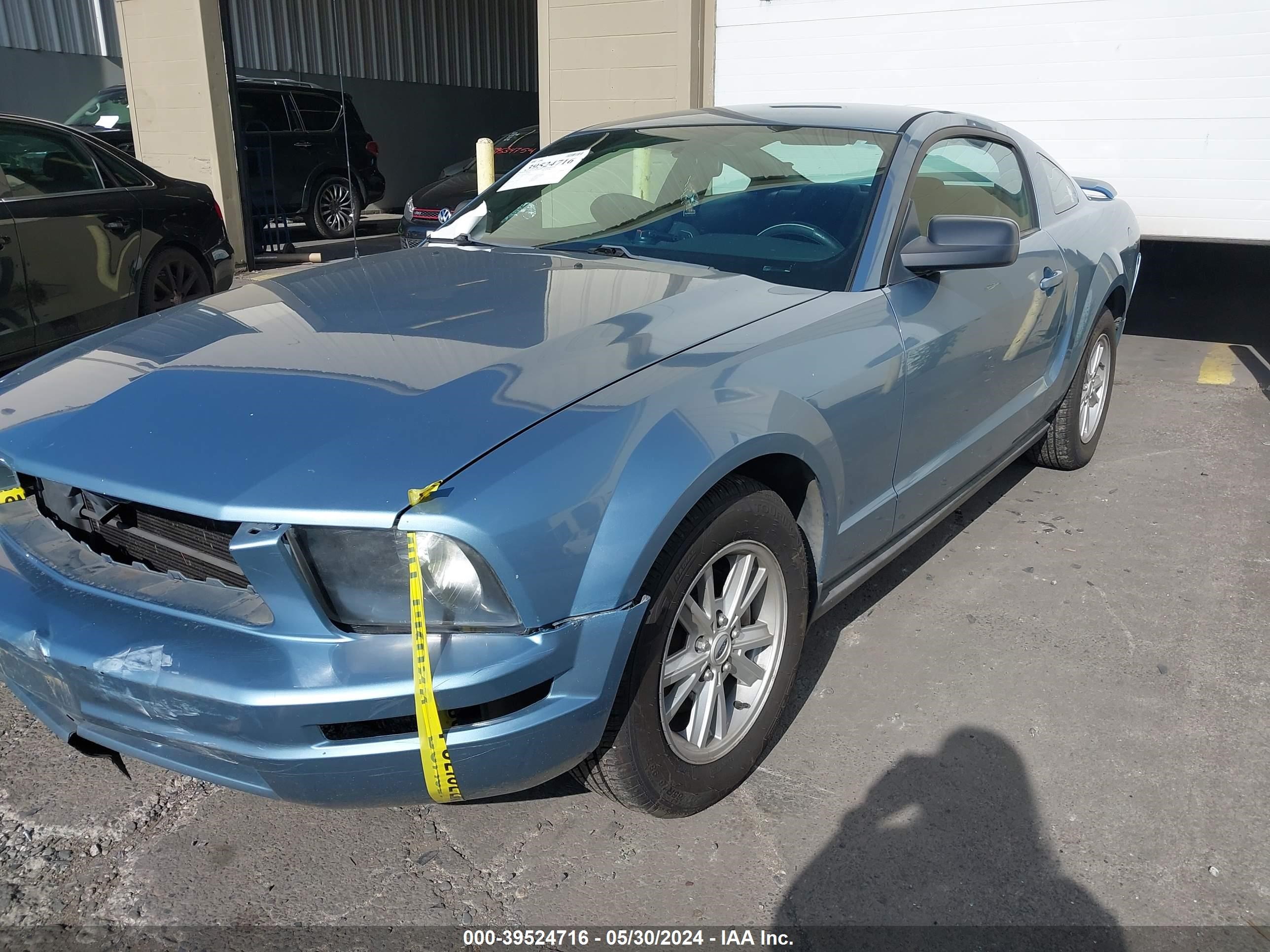 Photo 11 VIN: 1ZVFT80NX55158445 - FORD MUSTANG 