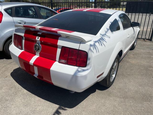 Photo 3 VIN: 1ZVFT80NX55203769 - FORD MUSTANG 