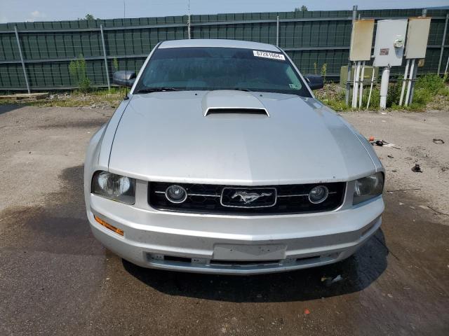 Photo 4 VIN: 1ZVFT80NX55211225 - FORD MUSTANG 