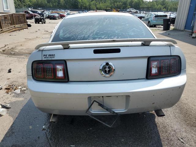 Photo 5 VIN: 1ZVFT80NX55211225 - FORD MUSTANG 