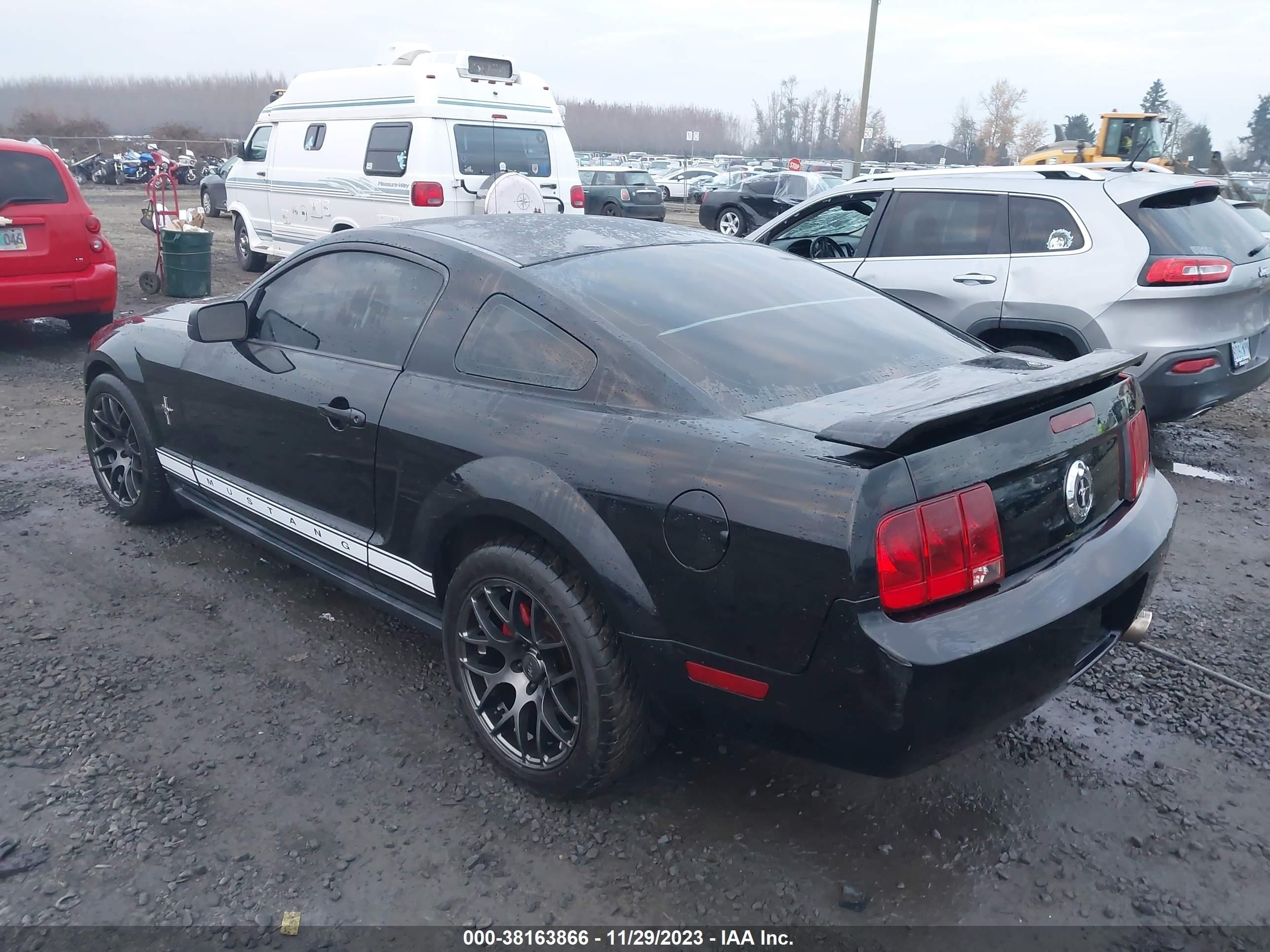 Photo 2 VIN: 1ZVFT80NX65116195 - FORD MUSTANG 