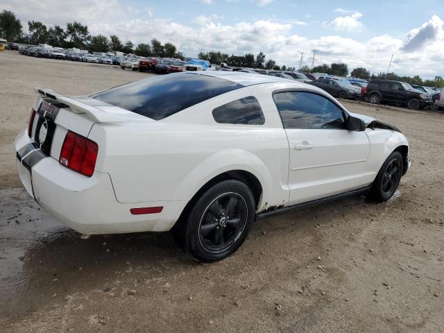 Photo 2 VIN: 1ZVFT80NX65196016 - FORD MUSTANG 