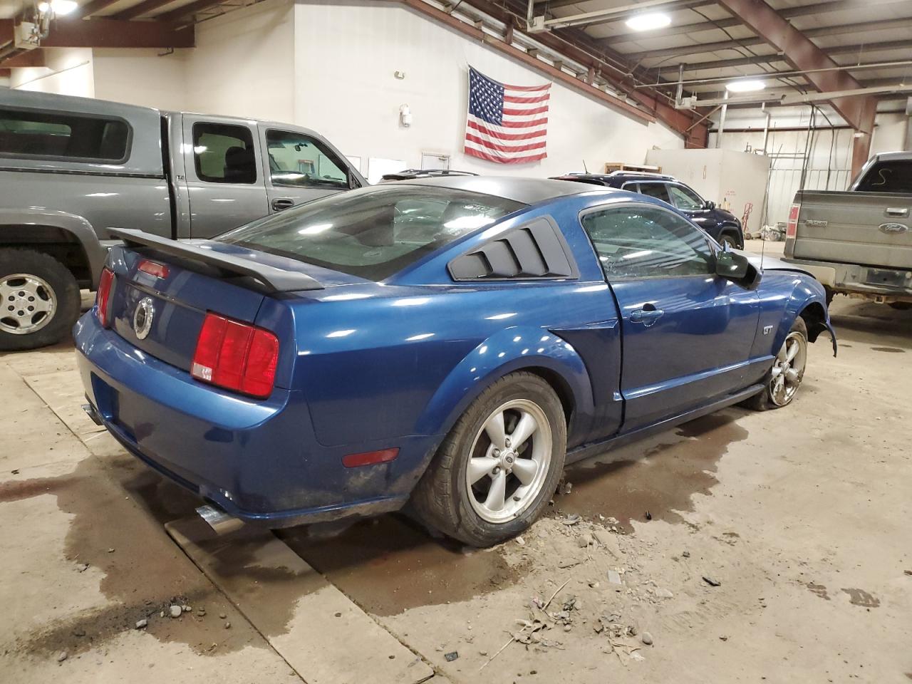 Photo 2 VIN: 1ZVFT82H075218212 - FORD MUSTANG 