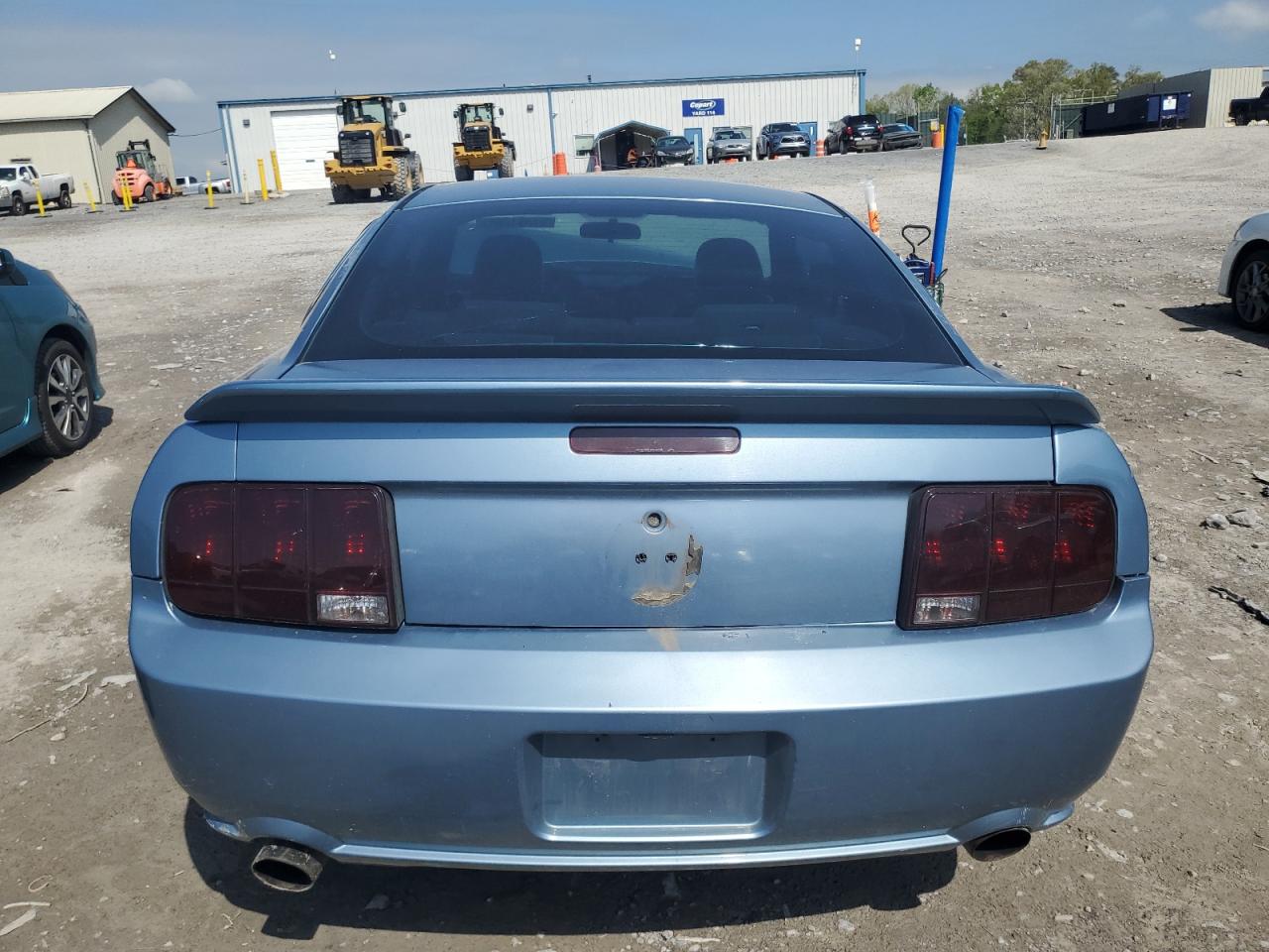 Photo 5 VIN: 1ZVFT82H455158934 - FORD MUSTANG 