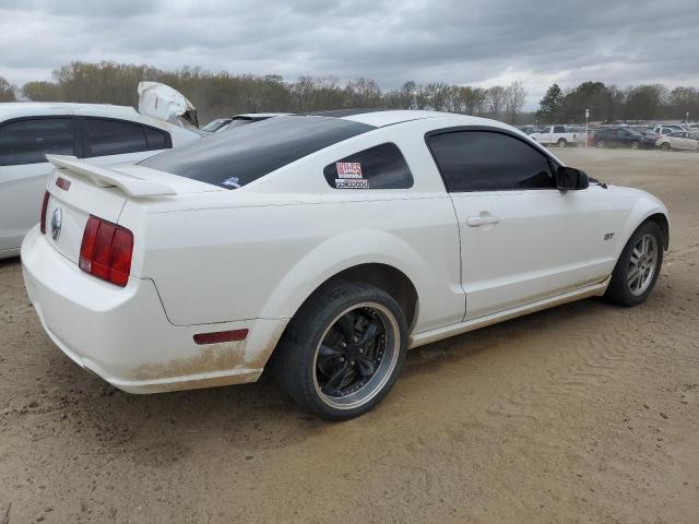 Photo 2 VIN: 1ZVFT82H555101481 - FORD MUSTANG 