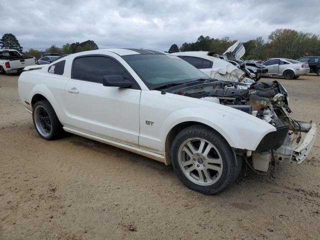 Photo 3 VIN: 1ZVFT82H555101481 - FORD MUSTANG 