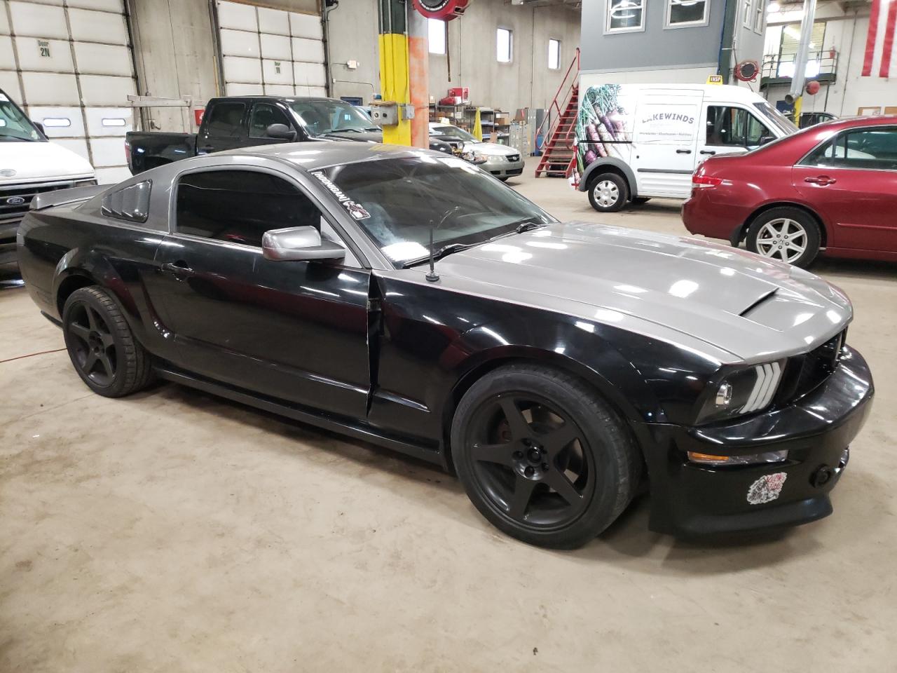 Photo 3 VIN: 1ZVFT82H565103751 - FORD MUSTANG 