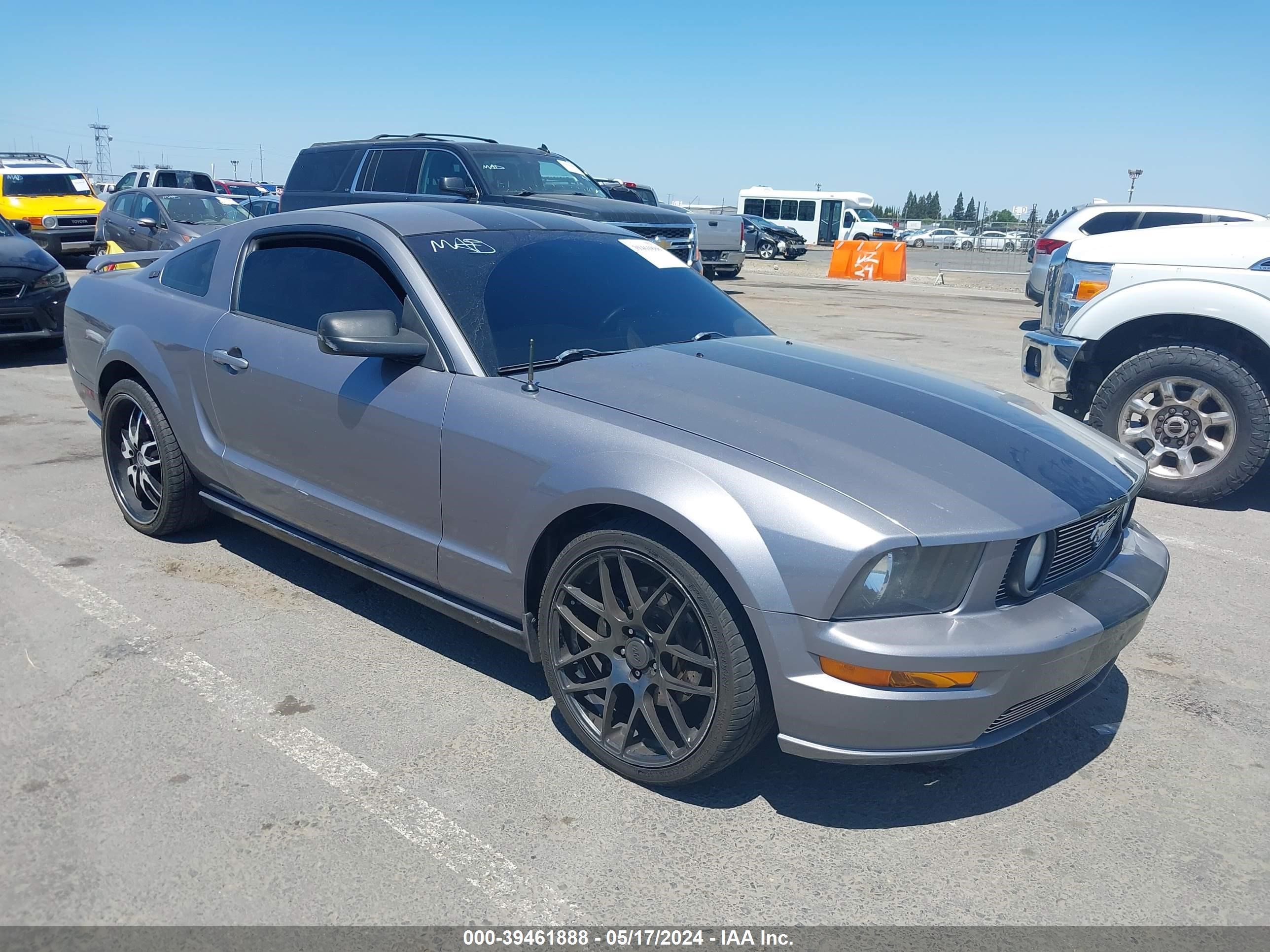 Photo 0 VIN: 1ZVFT82H865213791 - FORD MUSTANG 