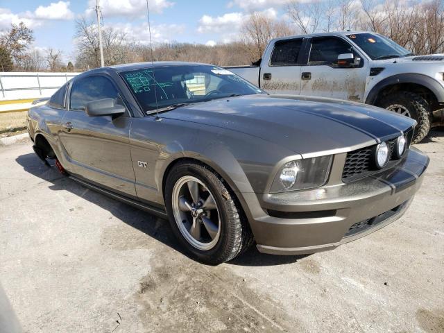 Photo 3 VIN: 1ZVFT82H955101287 - FORD MUSTANG 