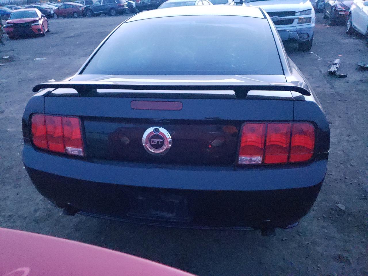 Photo 5 VIN: 1ZVFT82HX55173129 - FORD MUSTANG 