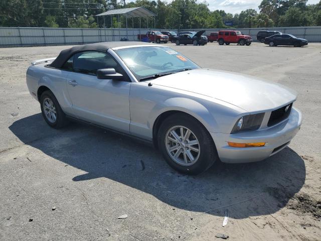 Photo 3 VIN: 1ZVFT84N055184580 - FORD MUSTANG 