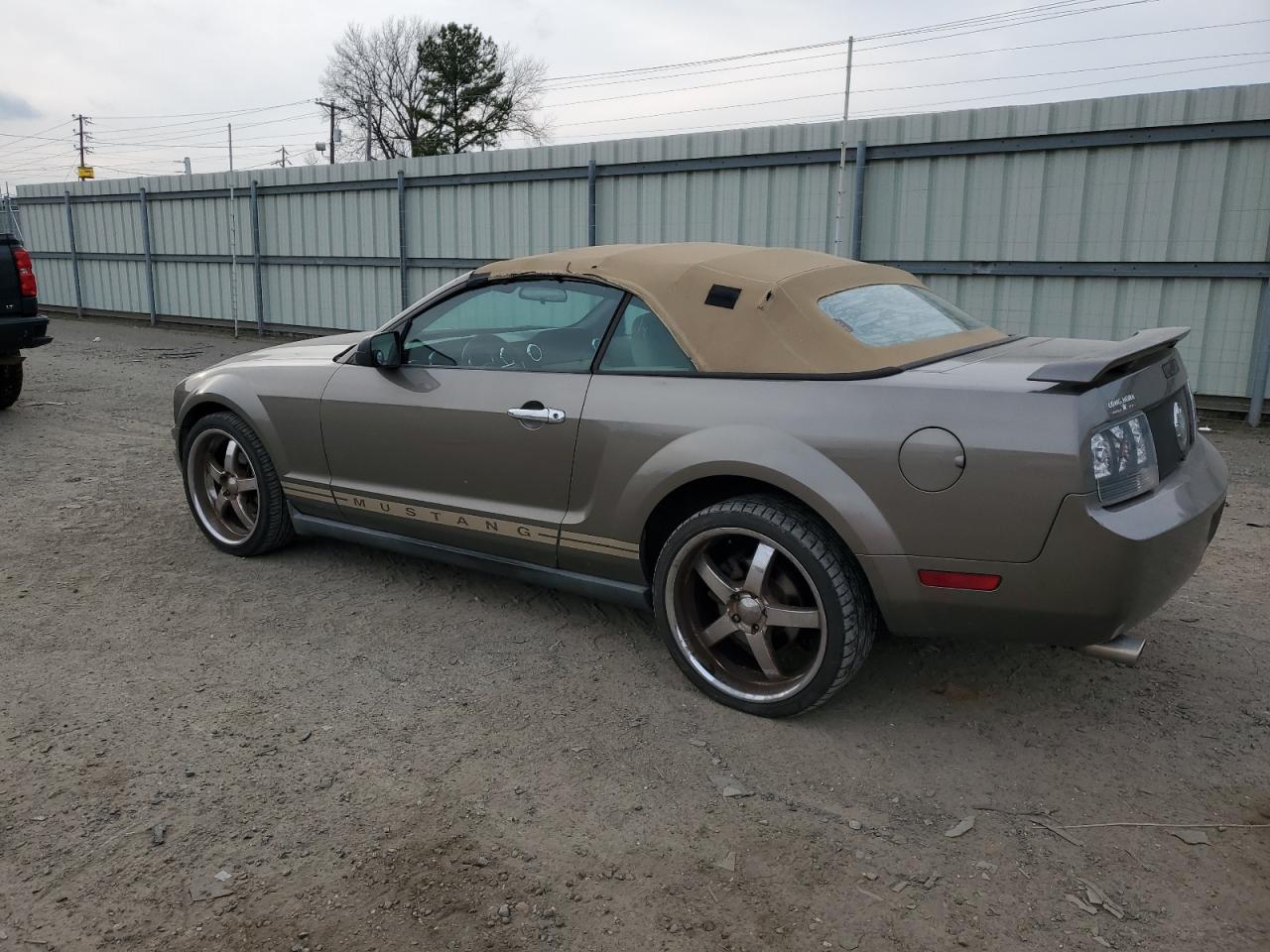 Photo 1 VIN: 1ZVFT84N055208814 - FORD MUSTANG 