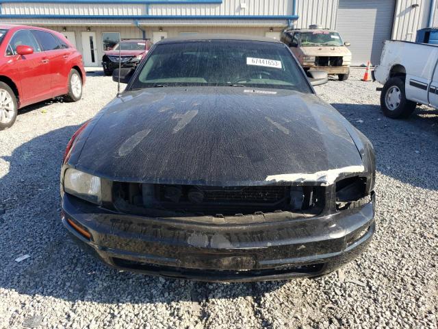 Photo 4 VIN: 1ZVFT84N055227704 - FORD MUSTANG 