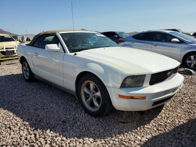 Photo 3 VIN: 1ZVFT84N065161950 - FORD MUSTANG 