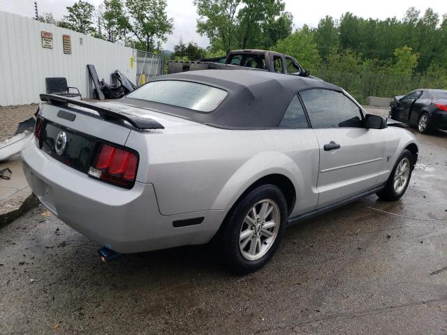 Photo 2 VIN: 1ZVFT84N065230281 - FORD MUSTANG 