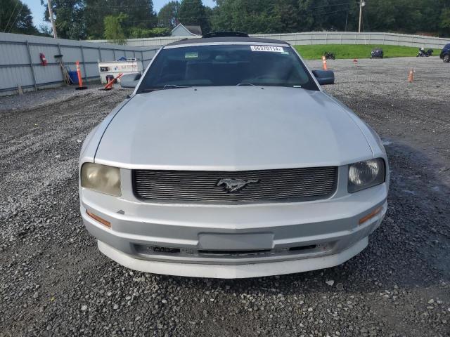 Photo 4 VIN: 1ZVFT84N155216243 - FORD MUSTANG 