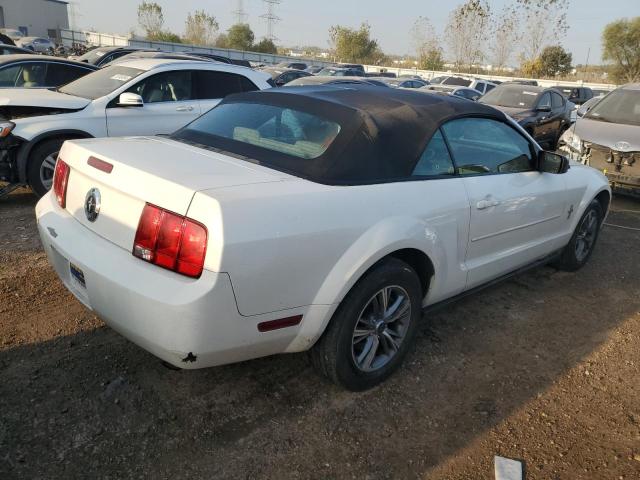 Photo 2 VIN: 1ZVFT84N175327958 - FORD MUSTANG 