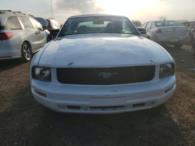 Photo 4 VIN: 1ZVFT84N175327958 - FORD MUSTANG 