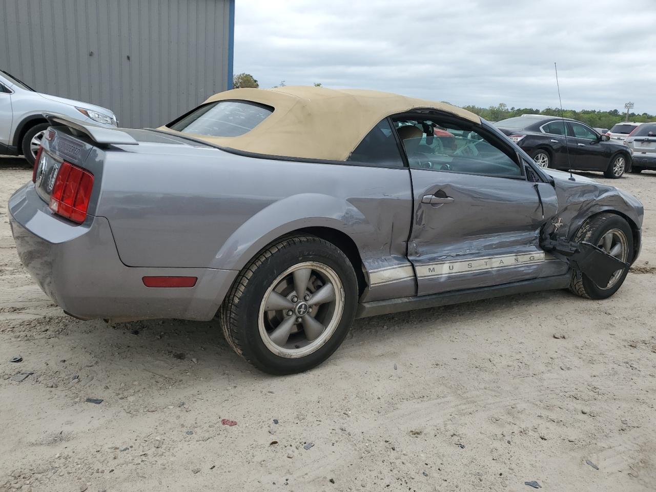 Photo 2 VIN: 1ZVFT84N265150478 - FORD MUSTANG 