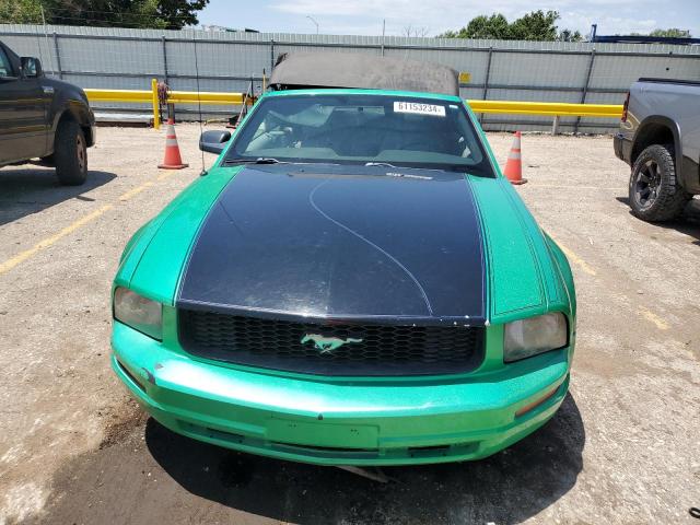 Photo 4 VIN: 1ZVFT84N265179835 - FORD MUSTANG 