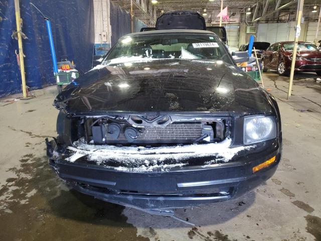 Photo 4 VIN: 1ZVFT84N355257800 - FORD MUSTANG 