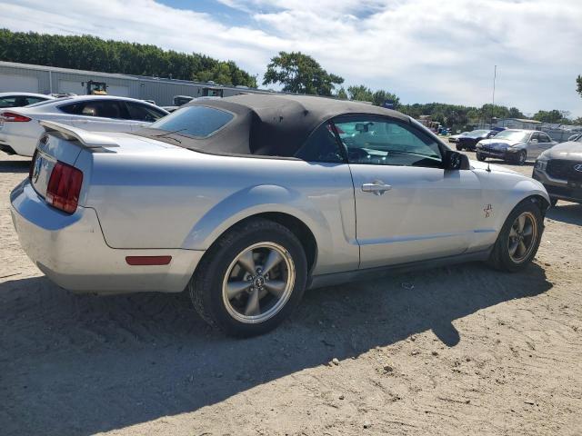 Photo 2 VIN: 1ZVFT84N365250525 - FORD MUSTANG 