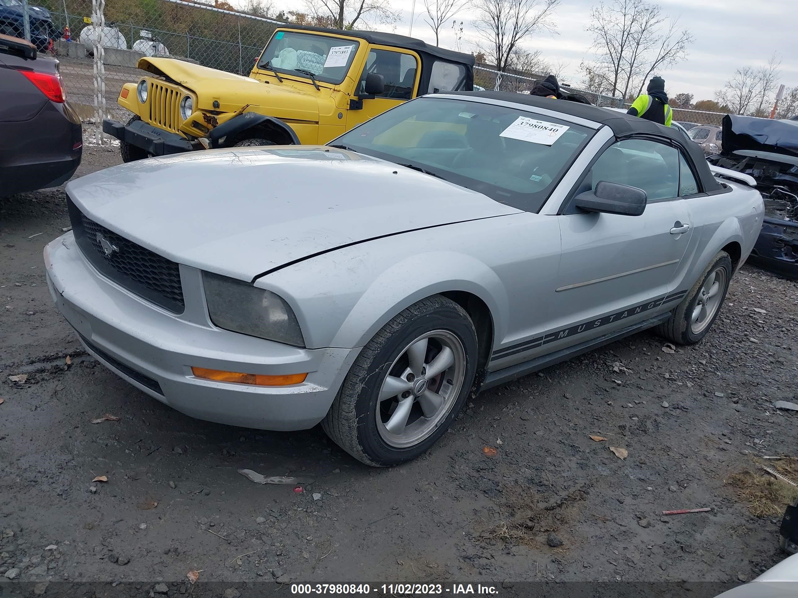 Photo 1 VIN: 1ZVFT84N455216270 - FORD MUSTANG 