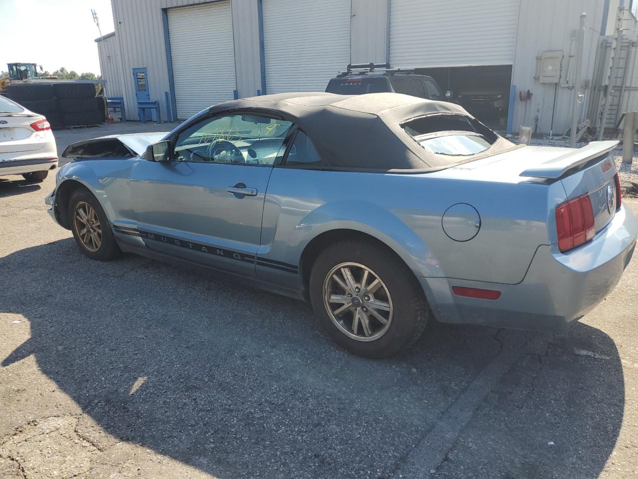 Photo 1 VIN: 1ZVFT84N465111021 - FORD MUSTANG 