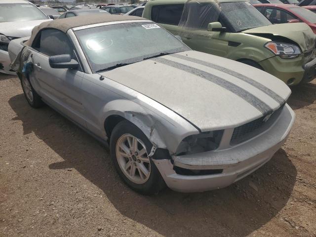 Photo 3 VIN: 1ZVFT84N575262581 - FORD MUSTANG 