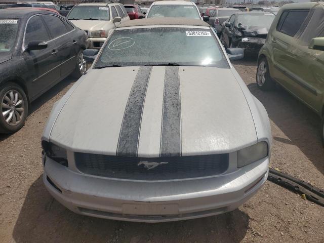 Photo 4 VIN: 1ZVFT84N575262581 - FORD MUSTANG 