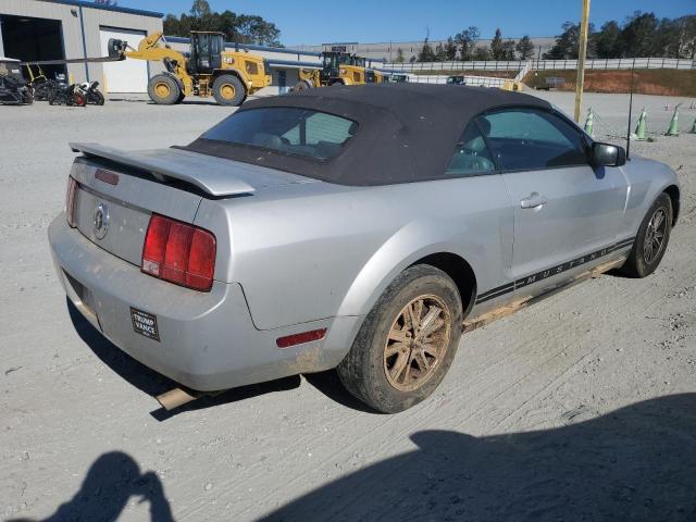 Photo 2 VIN: 1ZVFT84N655171008 - FORD MUSTANG 