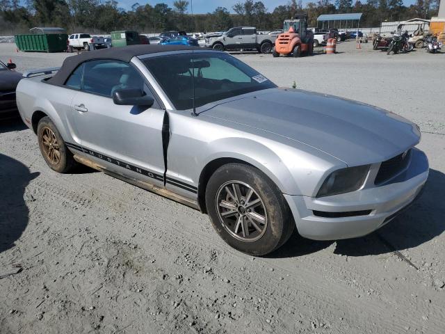 Photo 3 VIN: 1ZVFT84N655171008 - FORD MUSTANG 