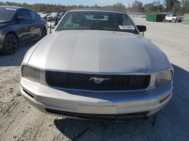 Photo 4 VIN: 1ZVFT84N655171008 - FORD MUSTANG 