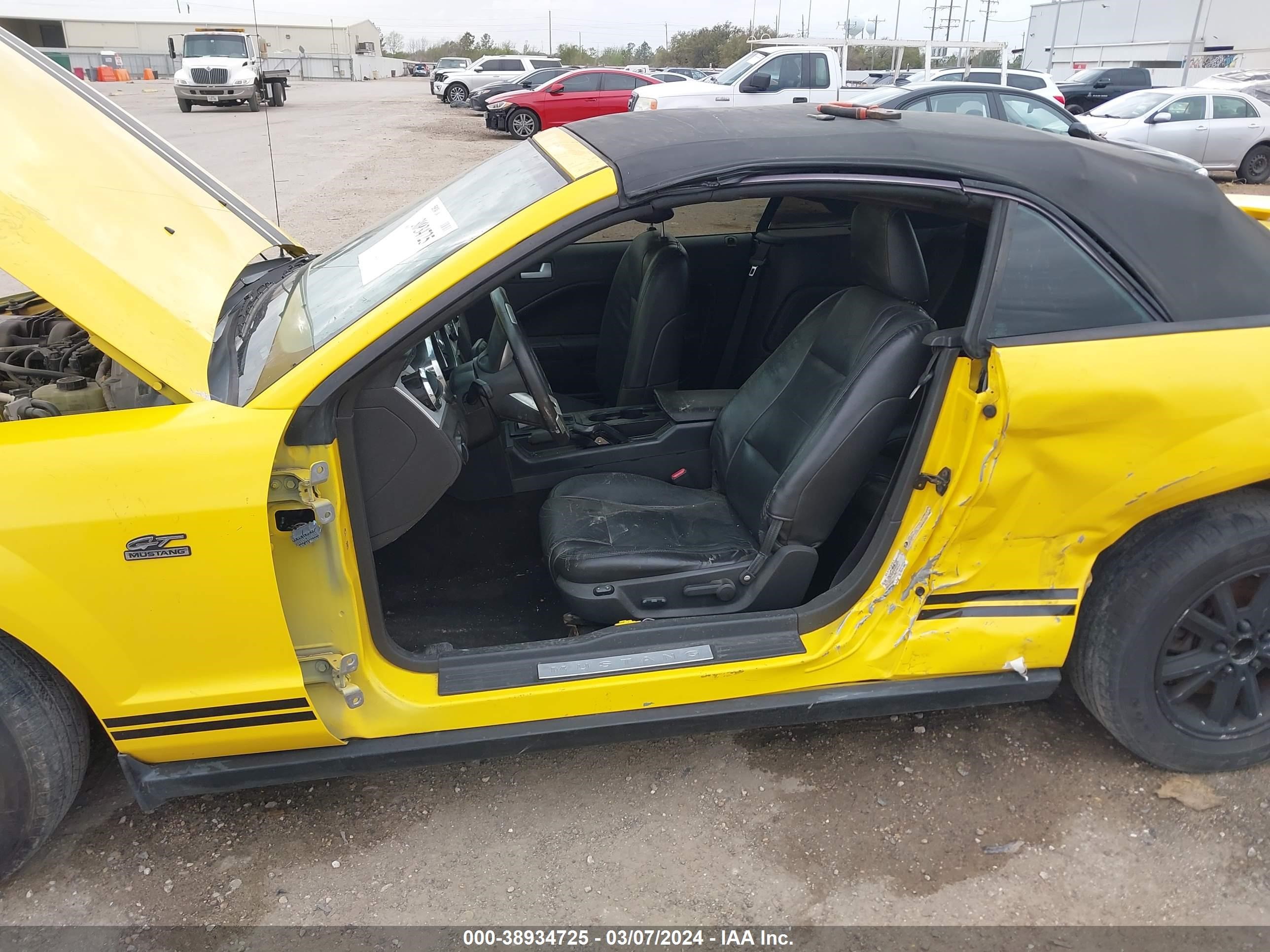 Photo 6 VIN: 1ZVFT84N665105964 - FORD MUSTANG 