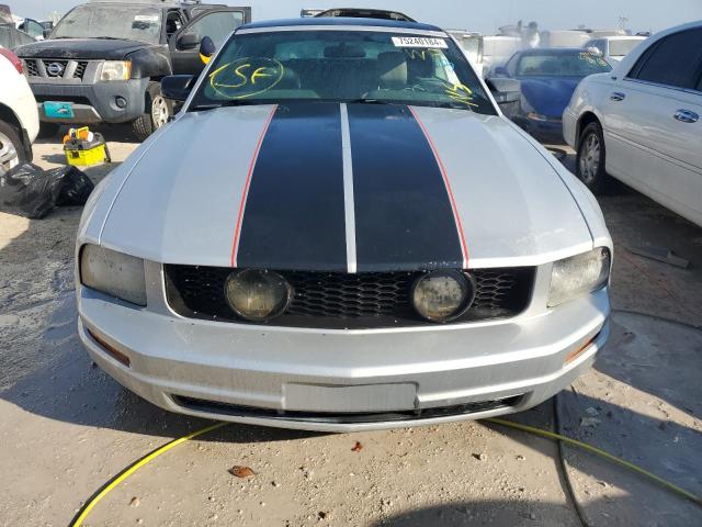 Photo 4 VIN: 1ZVFT84N675260595 - FORD MUSTANG 