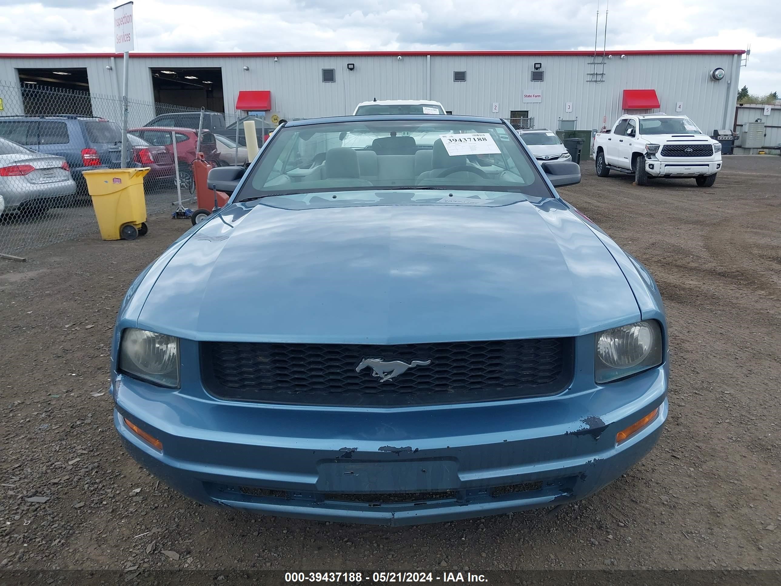 Photo 11 VIN: 1ZVFT84N775278944 - FORD MUSTANG 