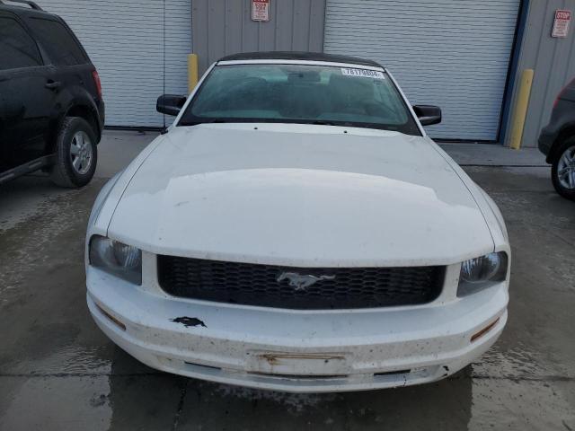 Photo 4 VIN: 1ZVFT84N875303673 - FORD MUSTANG 