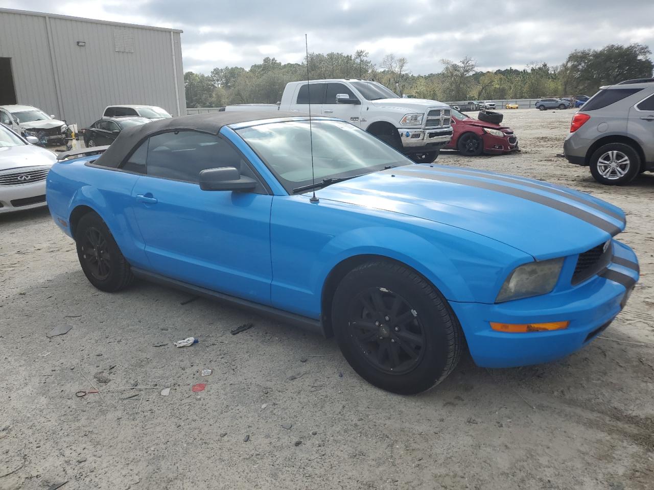 Photo 3 VIN: 1ZVFT84N955197652 - FORD MUSTANG 