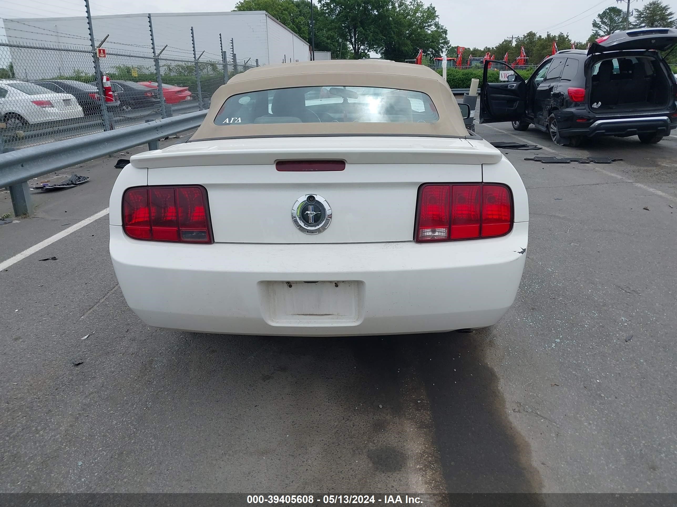 Photo 15 VIN: 1ZVFT84N975307649 - FORD MUSTANG 