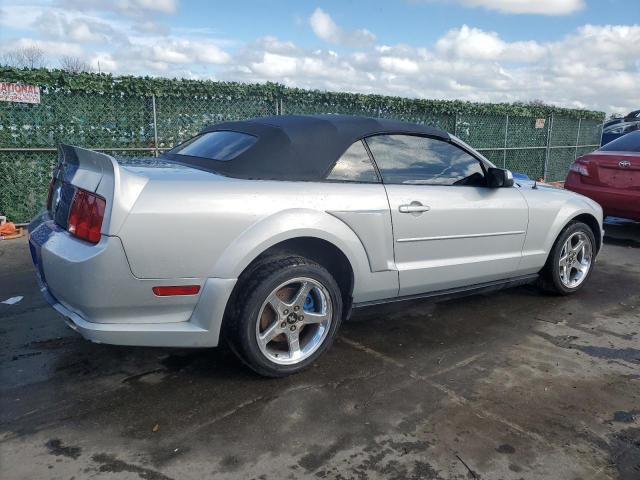 Photo 2 VIN: 1ZVFT84NX75355144 - FORD MUSTANG 