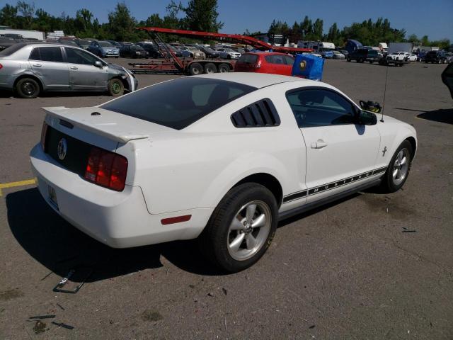 Photo 2 VIN: 1ZVHT80N185129946 - FORD MUSTANG 