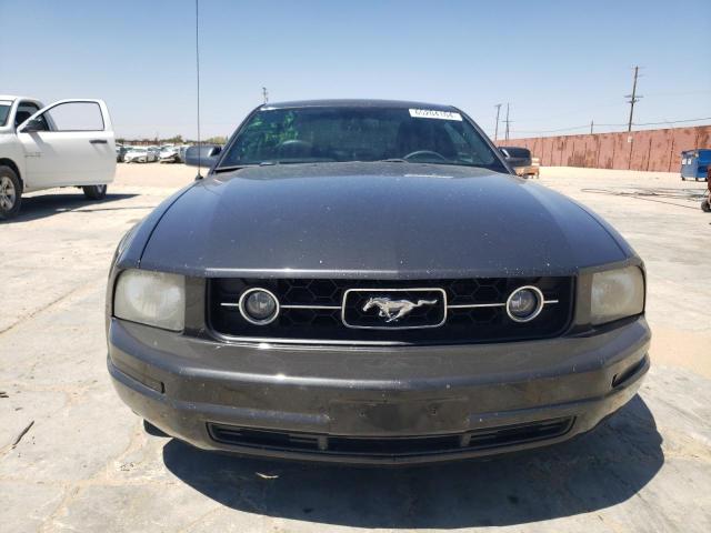 Photo 4 VIN: 1ZVHT80N275276985 - FORD MUSTANG 