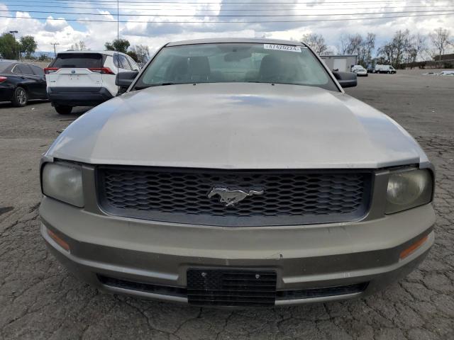 Photo 4 VIN: 1ZVHT80N285166200 - FORD MUSTANG 