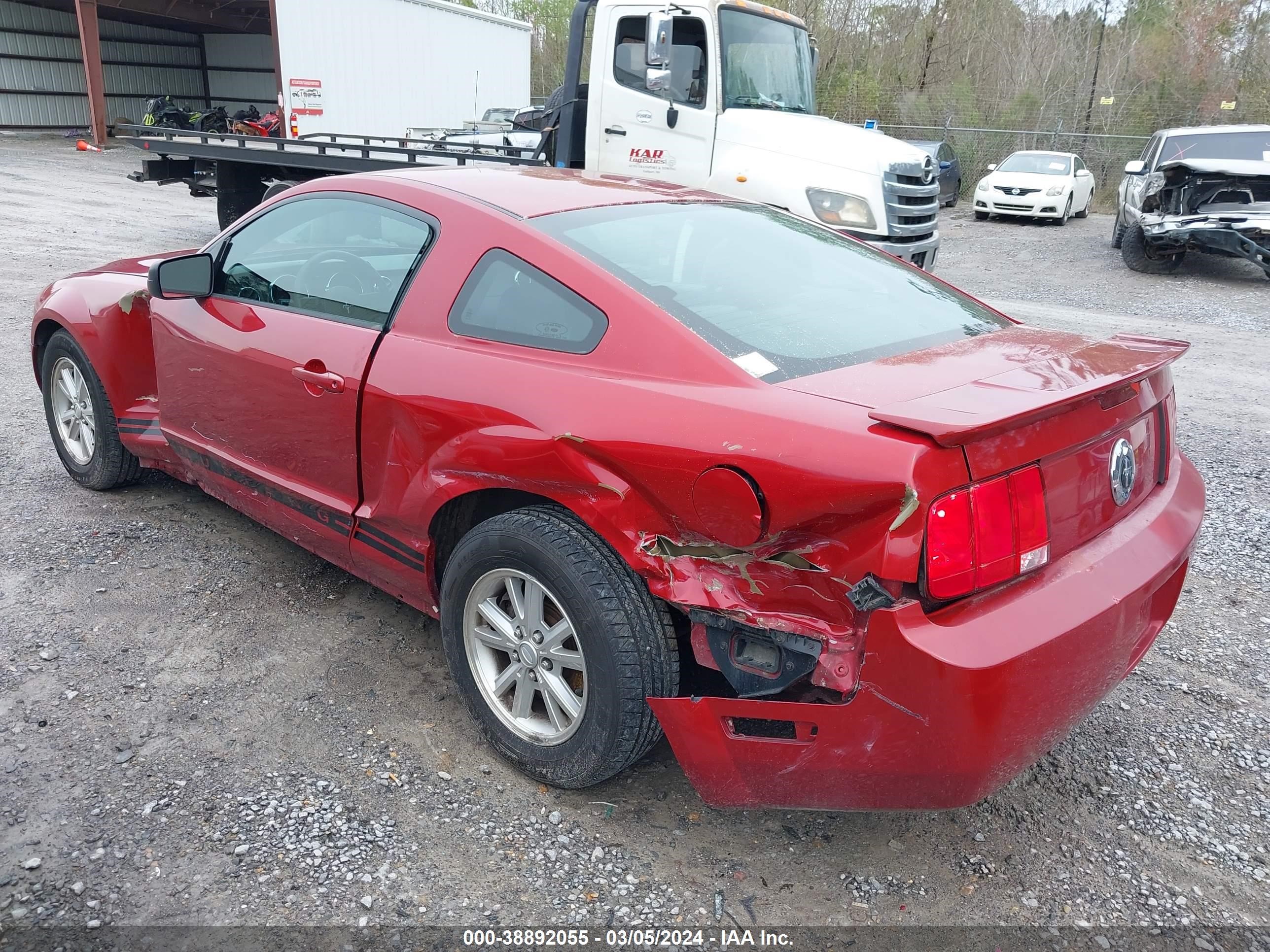 Photo 2 VIN: 1ZVHT80N385117605 - FORD MUSTANG 