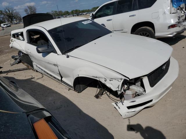 Photo 3 VIN: 1ZVHT80N385154296 - FORD MUSTANG 